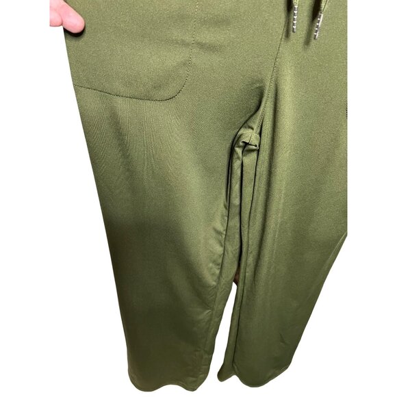 Green jumpsuit SMALL sleeveless  pockets wide legs stretch Comfortable - Picture 6 of 11